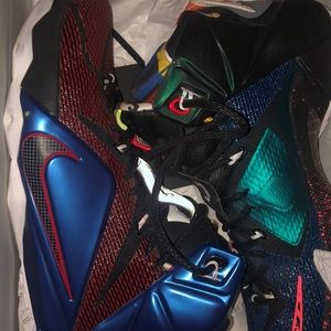 Lebron xii se